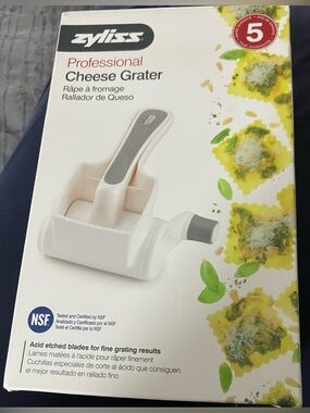 Zyliss Cheese Grater Professional Classic Rotary NSF Restaurant Certified NEW